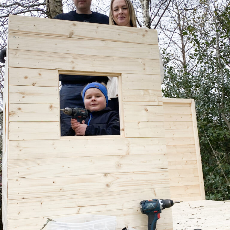 Hytteprosjektet har betydd mye for hele familien.